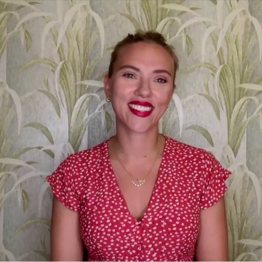 Rail red flower dress ASO Scarlett Johansson